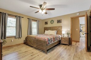 Unclassified image, 3 of 64, button - Cabin for the Family in Beautiful Hocking Hills (Logan)