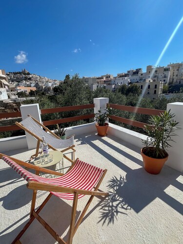 Blue Bergamote Syros - PopCulture Studio