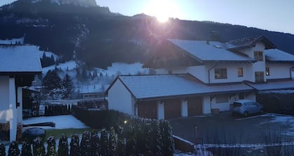 Apartment 'Fewo Schwabennest im Sonnenpark' mit privater Terrasse und WLAN