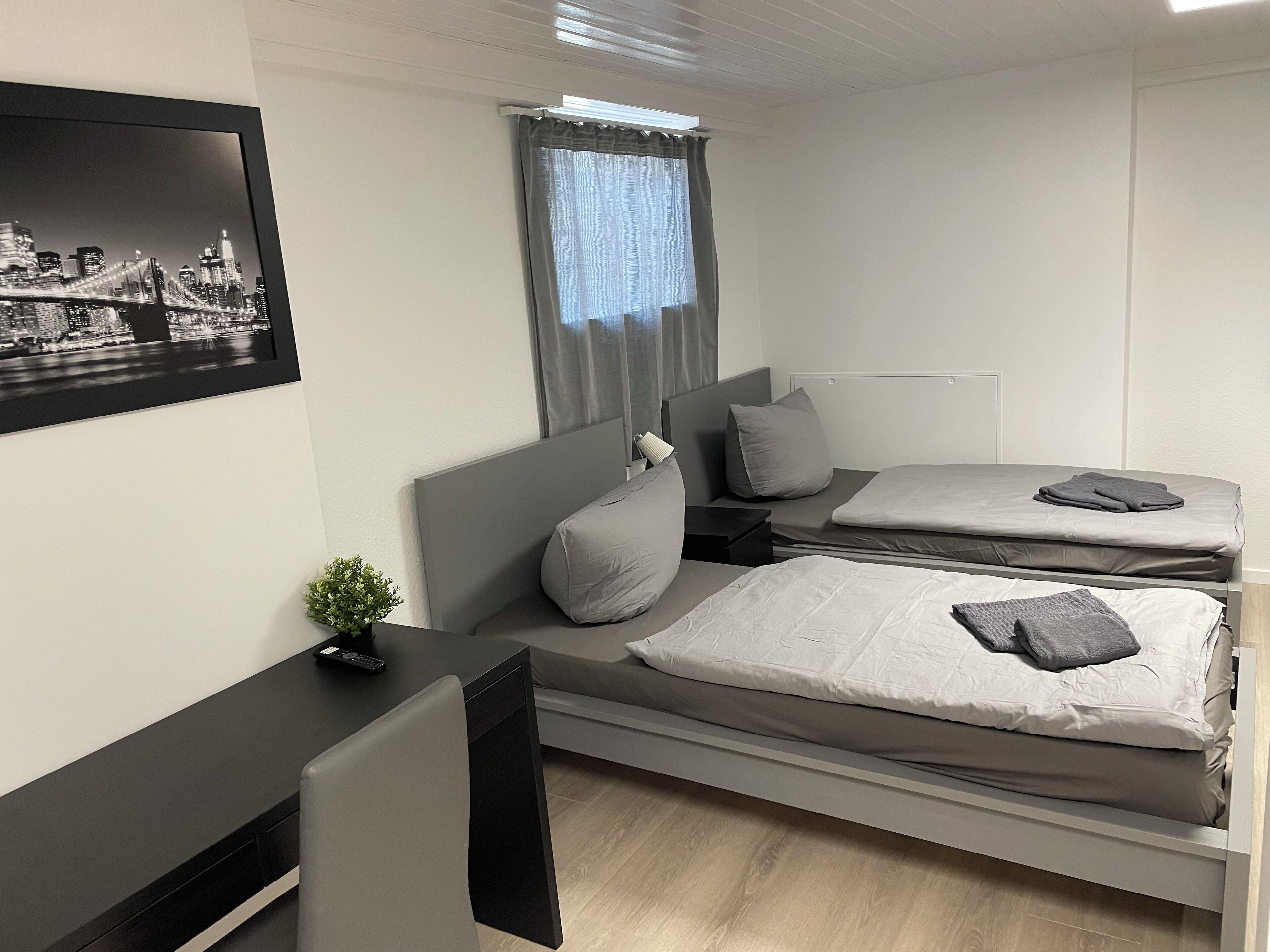 Bügeleisen/Bügelbrett, kostenloses WLAN