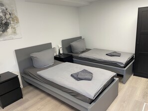 Tabla de planchar con plancha y wifi gratis