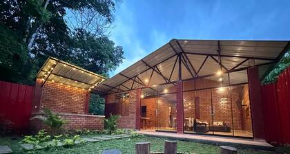 Country House in Tingo Maria - Adelaide Resort