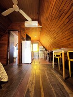 Cabaña clásica, patio | Caja fuerte y wifi gratis