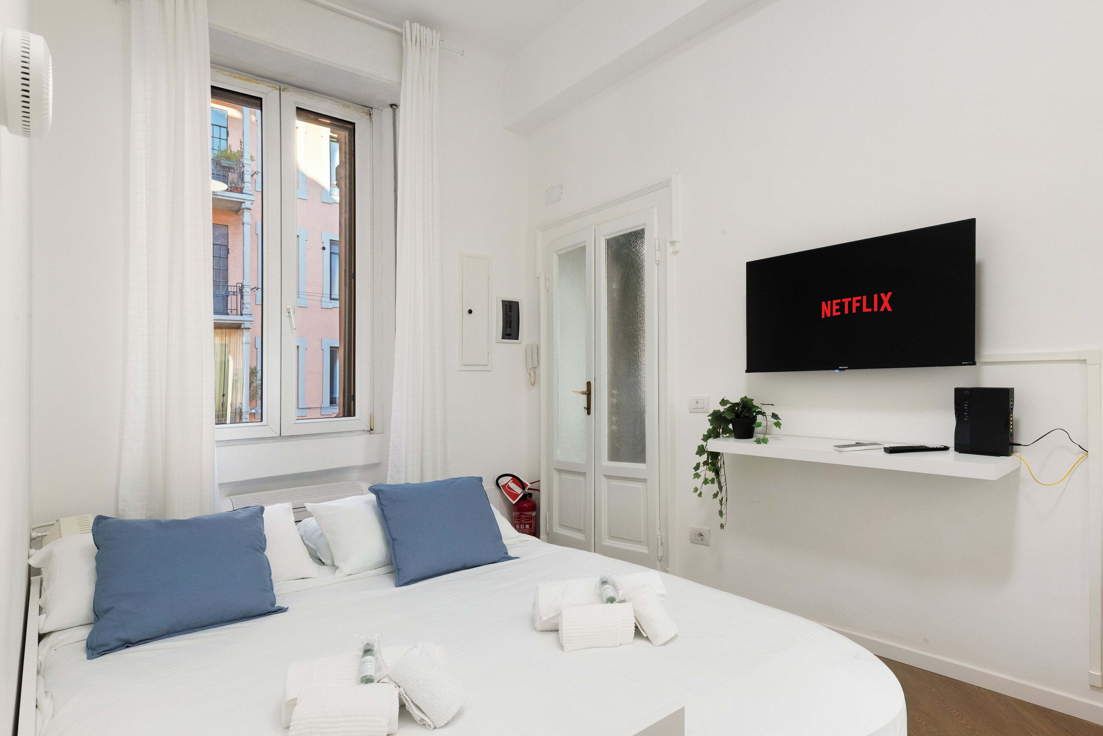 1 bedroom, free WiFi, bed sheets