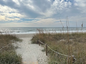 Luokittelematon kuva, 3 kautta 7, painike