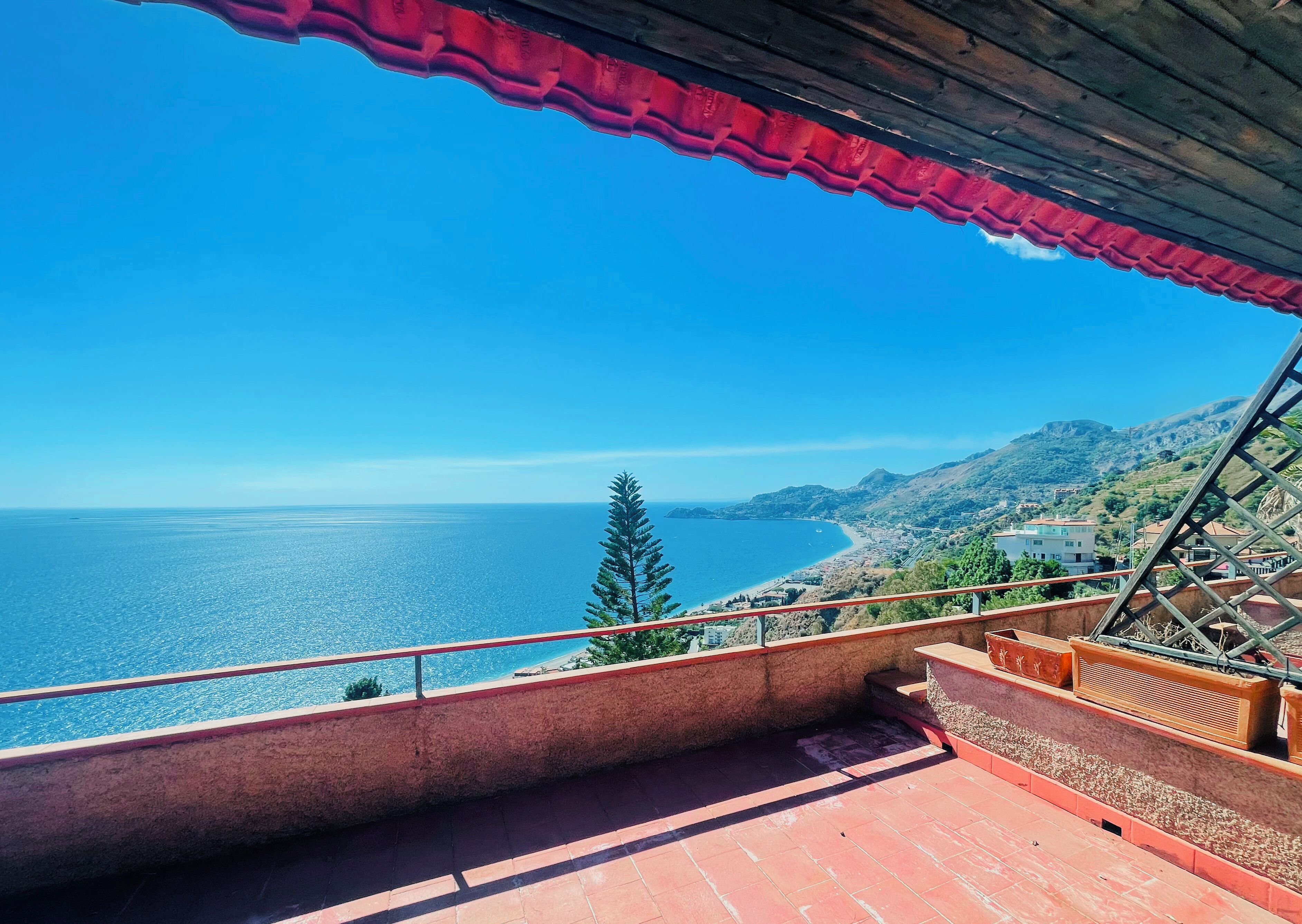 Deluxe Apartment, Sea View | Terrace/patio