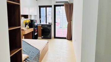 Deluxe Apartment, Balcony | Free WiFi