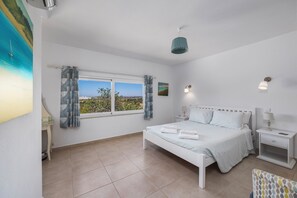 4 bedrooms, iron/ironing board, WiFi, bed sheets - Casa Belcarina Amazing Luxury Sea View Villa Quinta Da Saudade, Guia, Albufeira (Albufeira)