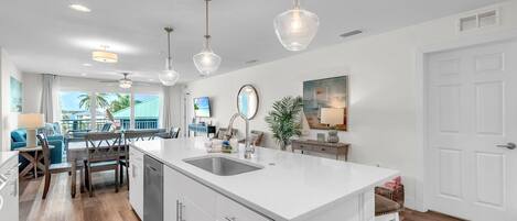 คอนโด, หลายเตียง (Madeira Del Mar 302) | ภายใน