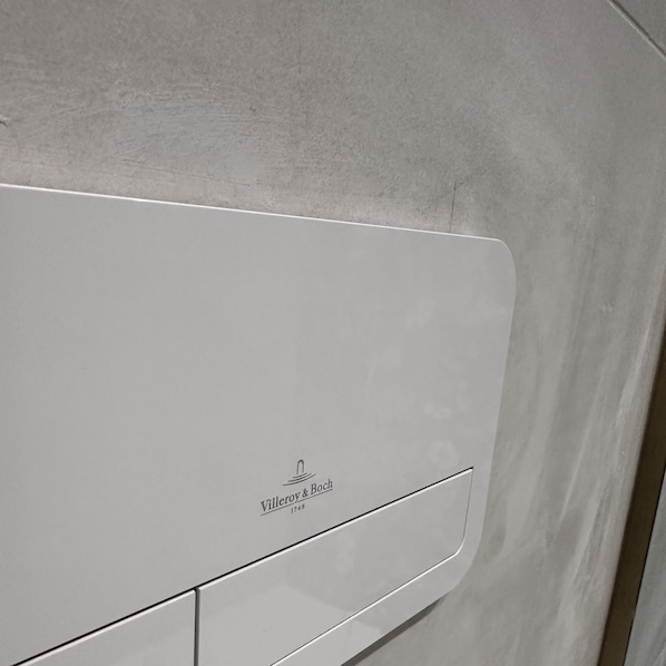 Unclassified image, 1 of 10, button - stunning dog friendly 1 bedroom apartment in historic bank (Leyburn)