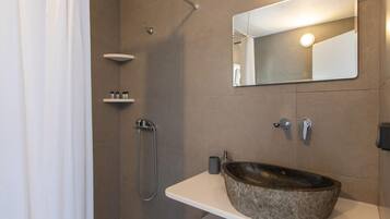 Apartamento família, vista para a colina