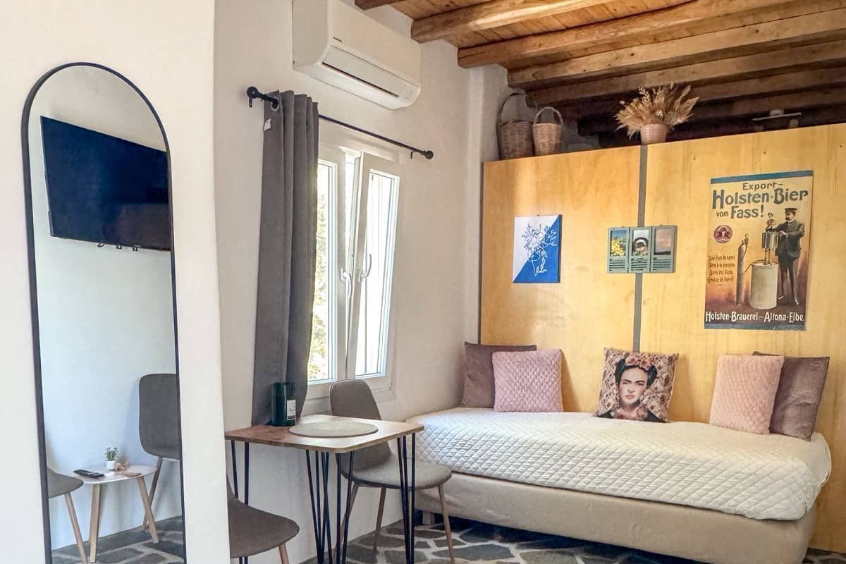 Classic Studio, Garden View