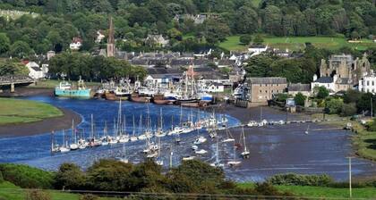 Beautifully Presented Cosy Home in Kirkcudbright - Pass the Keys