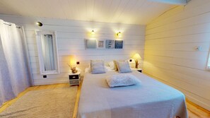 4 Schlafzimmer, Bügeleisen/Bügelbrett, WLAN