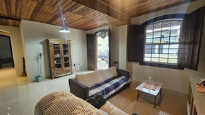 Room, 1 Bedroom, Accessible, Balcony | Living room - Room-suíte Aconchegante Para Casal (Paraty)