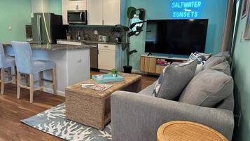 Televisión y oficina