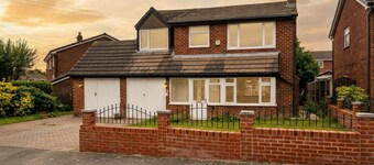 Spacious detached home with fireplace, BBQ, and parking