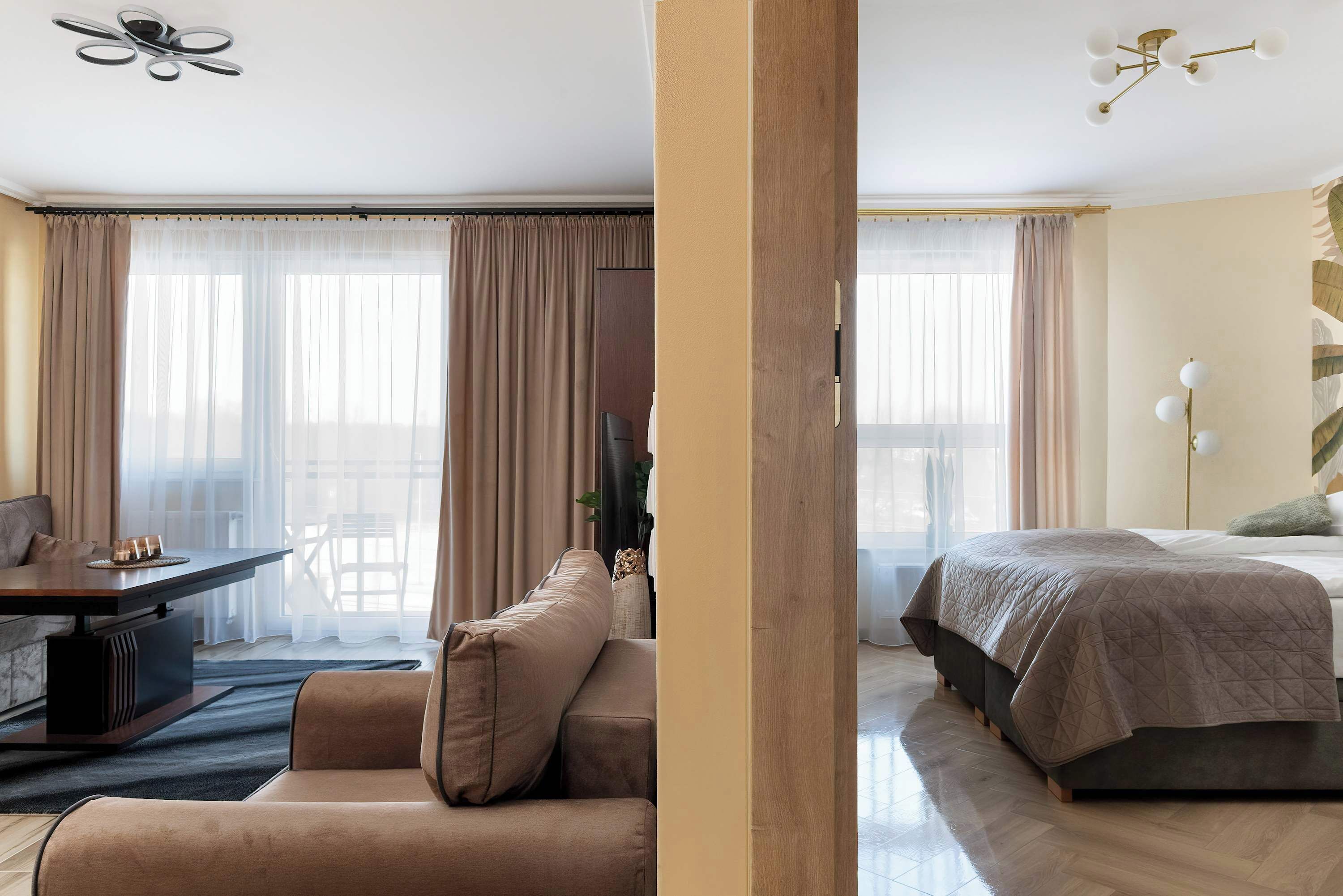 1 dormitorio, tabla de planchar con plancha, cuna de viaje y wifi