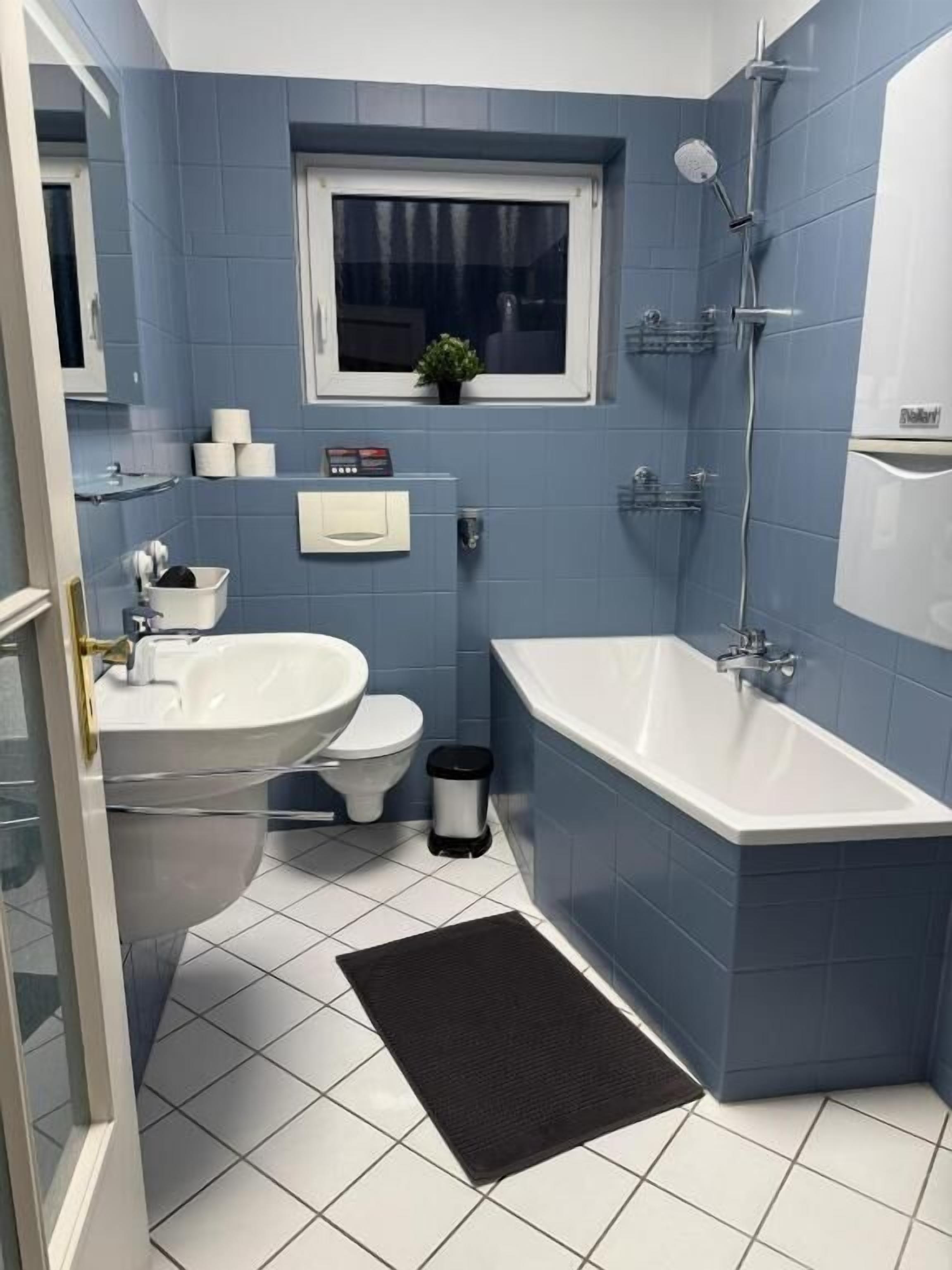 Apartment, 3 Bedrooms, Balcony