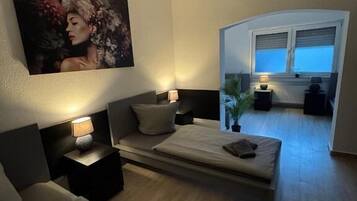 Apartment, 3 Bedrooms, Balcony