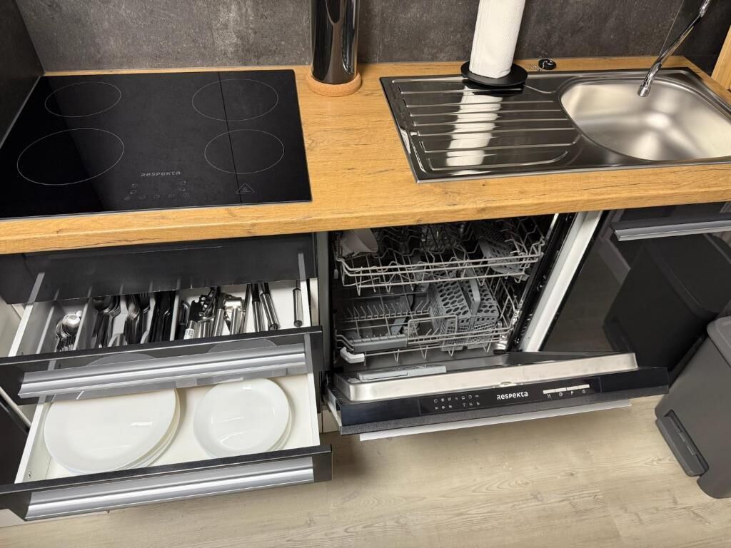 Apartamento, 3 quartos, sacada | Cozinha privada