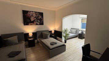 Een strijkplank/strijkijzer, gratis wifi