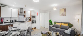 The Cosy Spot- Contractor Friendly- Free Parking