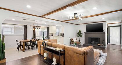 6BD/3.5BA Modern Rustic Retreat | Yard, Pool & BBQ