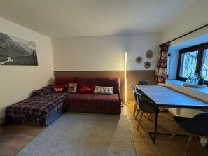 Imagen sin descripción, 3 de 31, botón