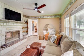 TV, table football, stereo - New! Rancho Rosa Amarilla-Spacious 5-Acre Country Retreat with 4 Beds, 3 Baths & Room to Roam! (Crowley)