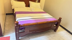 Unclassified image, 3 of 15, button - Pentagon Hotel (Fort Portal)