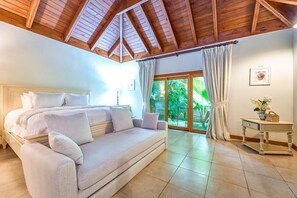 5 slaapkamers, een strijkplank/strijkijzer, wifi, beddengoed