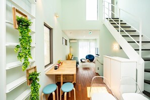 Unclassified image, 5 of 39, button - Roppongi 4 min Walk｜Private Luxury House for 6–8 Guests (港区)