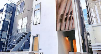 Roppongi 4 min Walk|Private Luxury House for 6–8 Guests