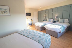 مكتب وواي فاي مجانًا