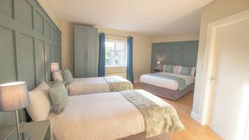 Family Studio Suite