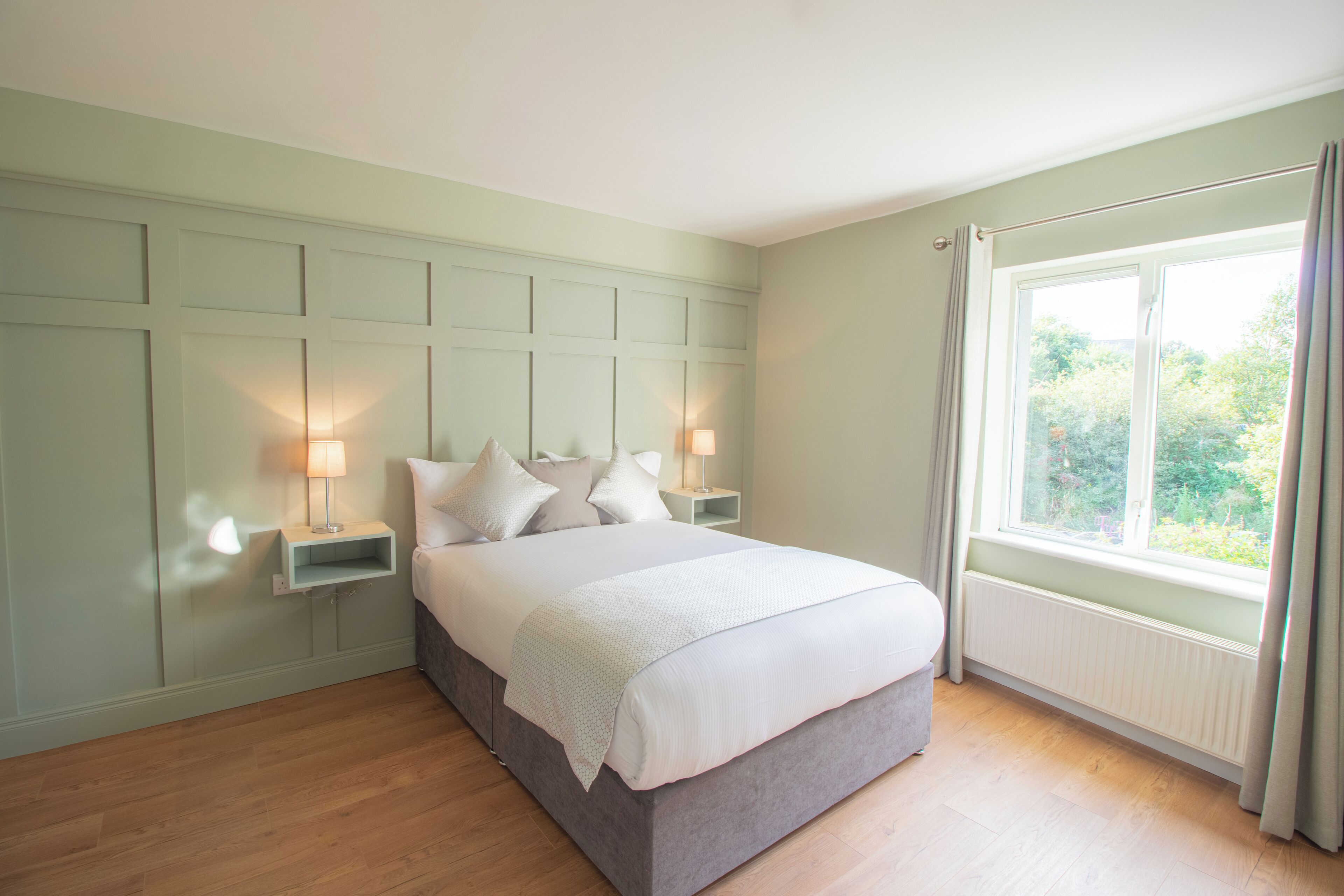 Schreibtisch, kostenloses WLAN