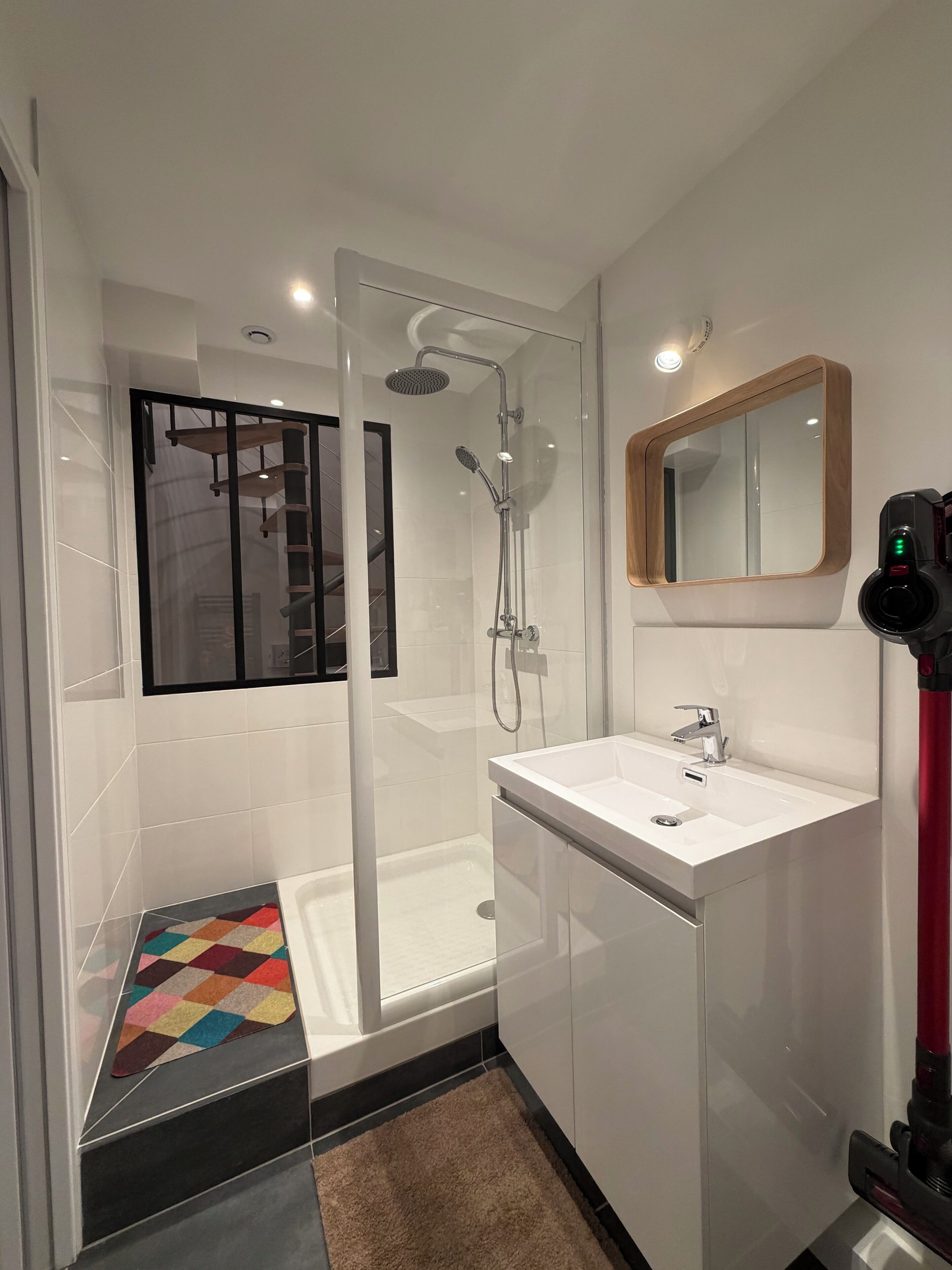 Towels, toilet paper