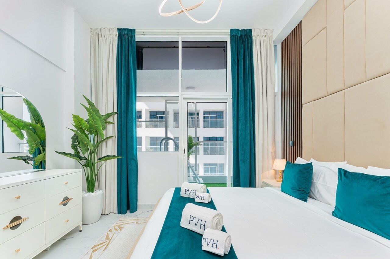 Luxury Apartment, 1 King Bed, Non Smoking, City View