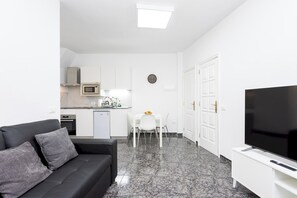 Smart TV - Home2Book Cozy Sea View Apartment Near the Coast (Arico)
