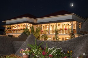 Imagen sin descripción, 3 de 16, botón