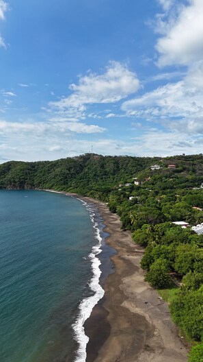 Unclassified image, 5 of 16, button - Across from Beach | Walkable, Central & Quiet (Coco)