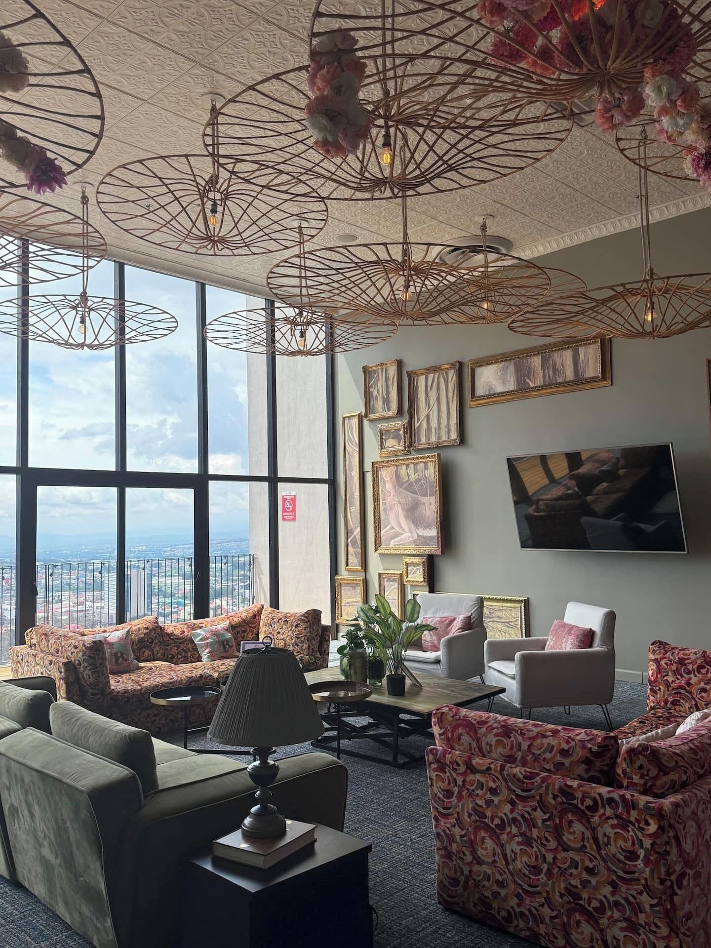 Smart TV, books, offices