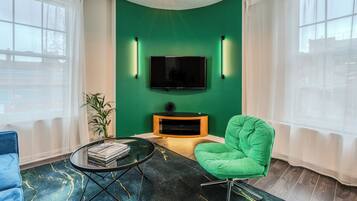 Smart-TV, bøker og musikkbibliotek