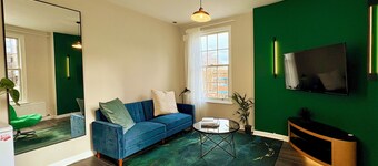 Private Boutique Ensuite in Norwich Lanes | Sleeps 2