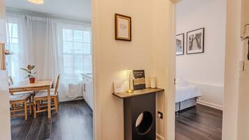 1 soverom, strykejern/-brett, wi-fi (inkludert) og sengetøy