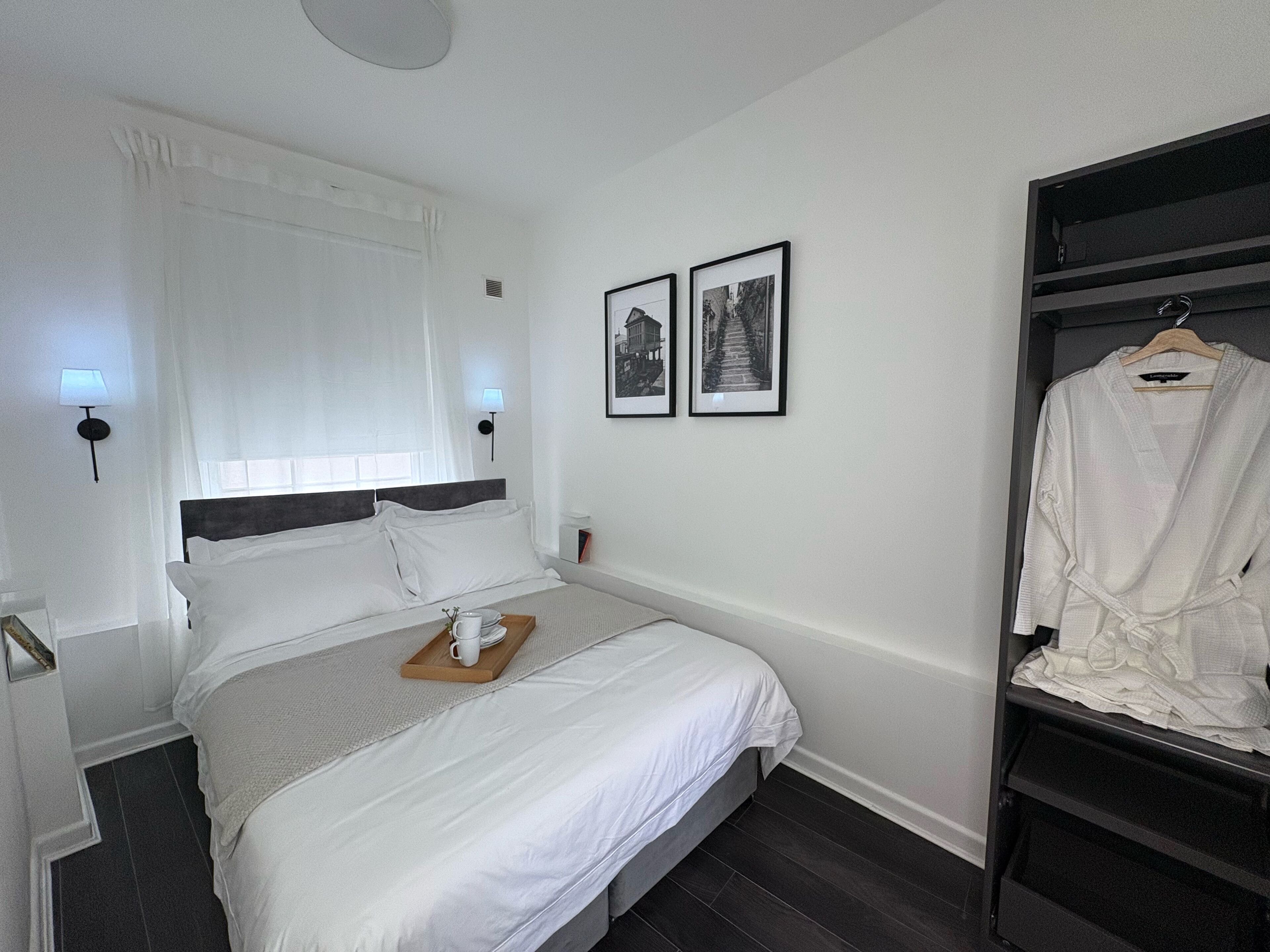 1 室のベッドルーム、アイロン / アイロン台、WiFi (無料)、ベッドシーツ