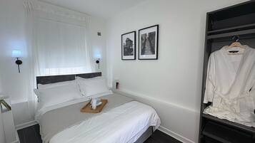 1 makuuhuone, silitysrauta/-lauta, ilmainen Wi-Fi, vuodevaatteet