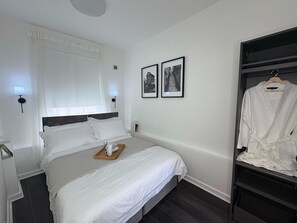 Uklassifisert bilde, 2 av 13, knapp