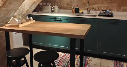Traditional Maltese 1BR Home - Valletta